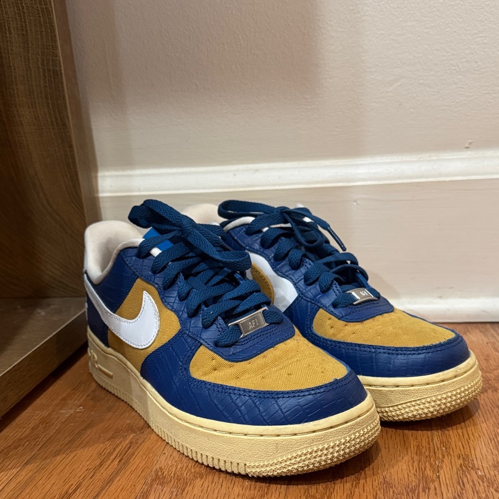 Men’s Nike Dunks